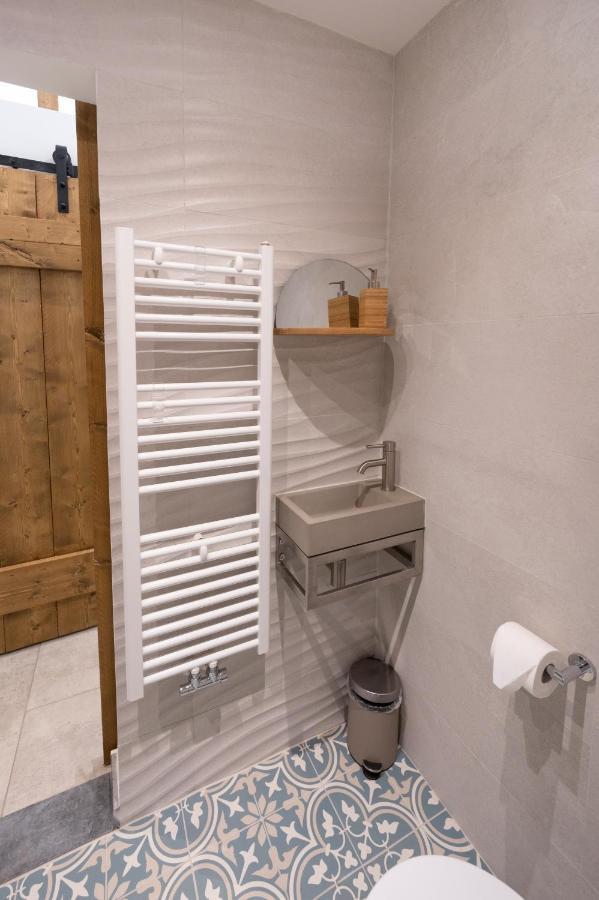 Zen-Bungalow No 2 Met Sauna En Hottub Rheezerveen Eksteriør bilde